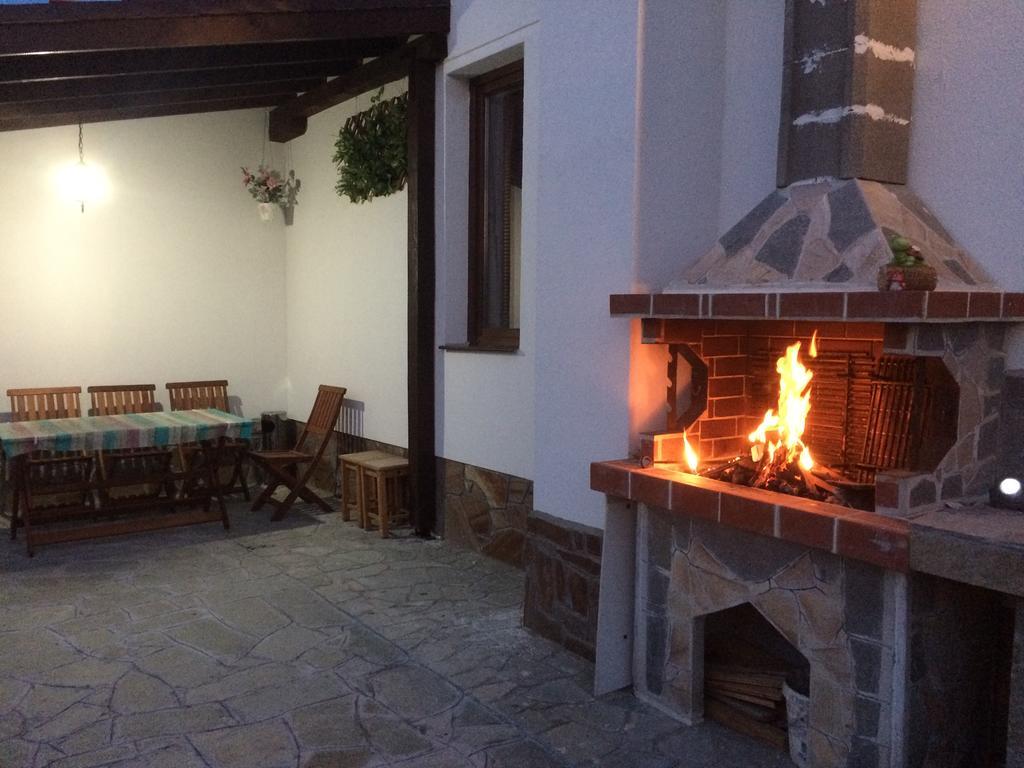 Guest House Hasiendata Pavel Banja Kültér fotó